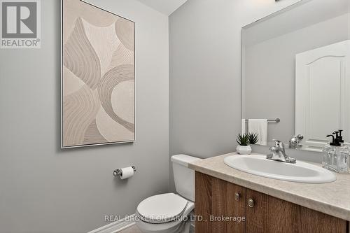 powder room - 521 Chaperal Private N, Ottawa, ON - Indoor Photo Showing Bathroom