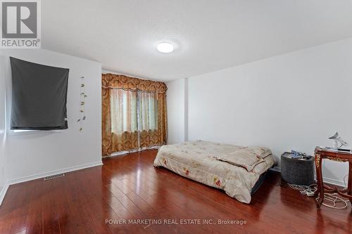 116 Esterbrook Drive, Ottawa, ON - Indoor Photo Showing Bedroom