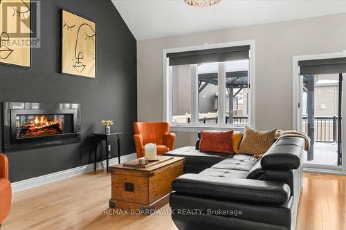 813 Platinum Street, Clarence-Rockland, ON - Indoor Photo Showing Living Room With Fireplace