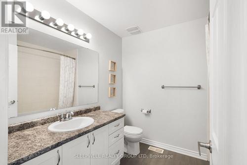 566 Meadowcreek Circle, Ottawa, ON - Indoor Photo Showing Bathroom