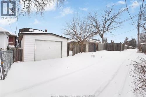 1106-08 Elm Avenue, Windsor, ON - Outdoor