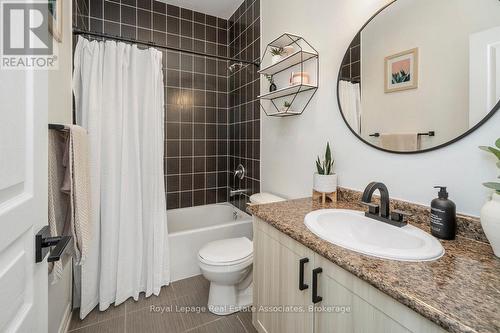 30 Danfield Court, Brampton, ON - Indoor Photo Showing Bathroom