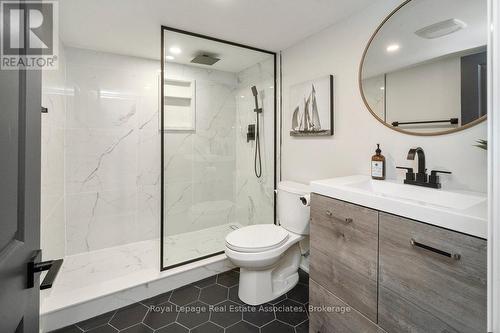 30 Danfield Court, Brampton, ON - Indoor Photo Showing Bathroom