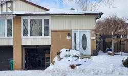 2673 LUNDENE ROAD  Mississauga, ON L5J 3Y8