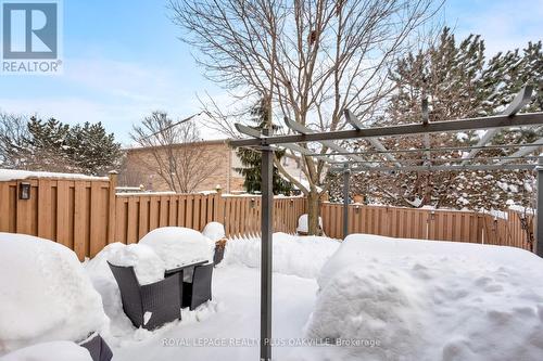 4074 Kryzan Drive, Burlington, ON - Outdoor