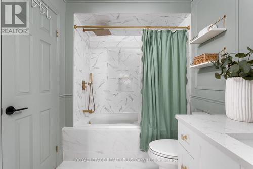 4074 Kryzan Drive, Burlington, ON - Indoor Photo Showing Bathroom