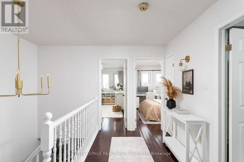 4074 Kryzan Drive, Burlington, ON - Indoor Photo Showing Other Room