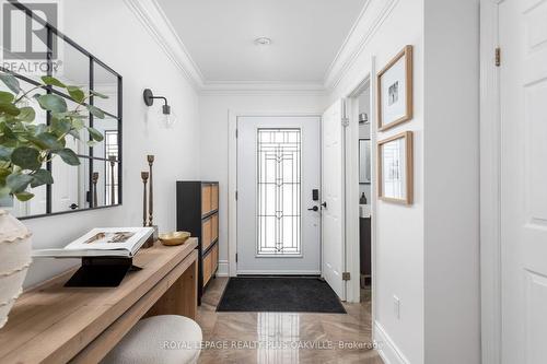 4074 Kryzan Drive, Burlington, ON - Indoor Photo Showing Other Room