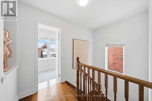 911 Zelinsky Crescent, Milton, ON - Indoor Photo Showing Other Room