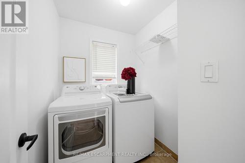 911 Zelinsky Crescent, Milton, ON - Indoor Photo Showing Laundry Room