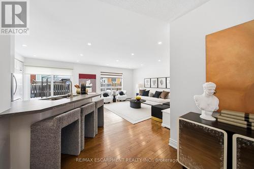 911 Zelinsky Crescent, Milton, ON - Indoor Photo Showing Other Room