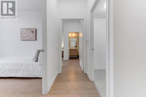 124 - 8 Nahani Way, Mississauga, ON - Indoor Photo Showing Other Room