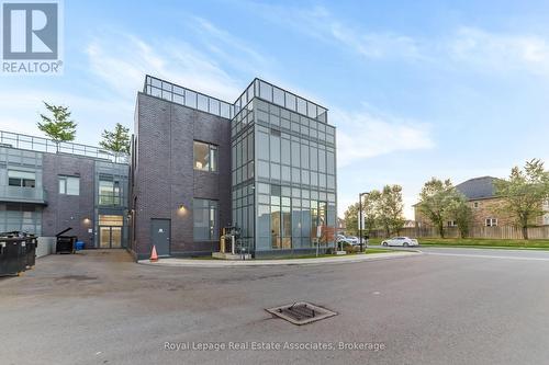 124 - 8 Nahani Way, Mississauga, ON - Outdoor