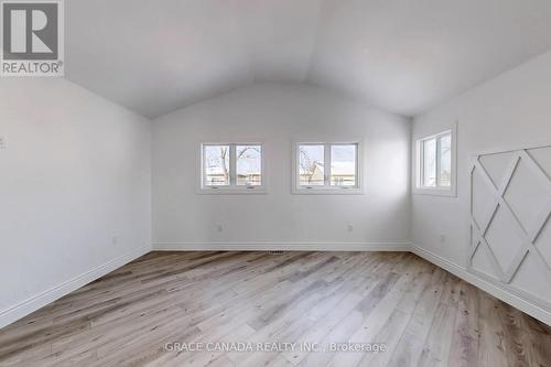 85 Albany Avenue, Hamilton, ON - Indoor Photo Showing Other Room