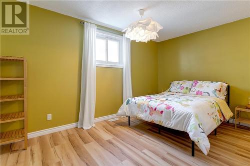 118 Third Street, Sturgeon Falls, ON - Indoor Photo Showing Bedroom