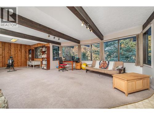 5860 Learmouth Road, Lavington, BC - Indoor Photo Showing Other Room