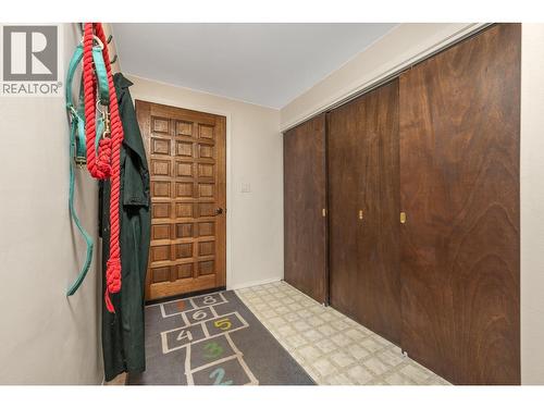 5860 Learmouth Road, Lavington, BC - Indoor Photo Showing Other Room