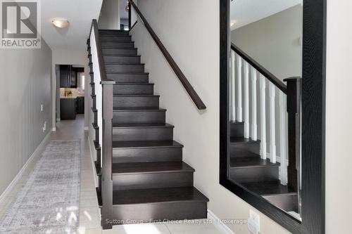 304 Devon Street, Stratford, ON - Indoor Photo Showing Other Room