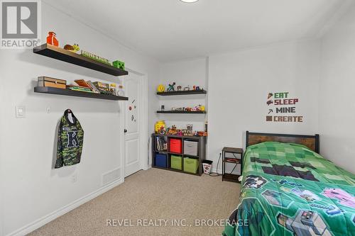 3826 Stage Coach Road, Frontenac (Frontenac South), ON - Indoor Photo Showing Bedroom