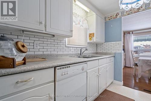 4 Redford Drive, South Huron (Exeter), ON - Indoor Photo Showing Kitchen With Double Sink