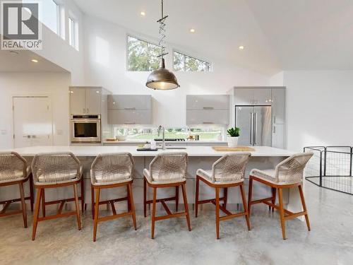 7900 Butler Rd, Powell River, BC - Indoor