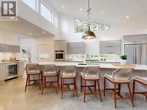 7900 Butler Rd, Powell River, BC - Indoor