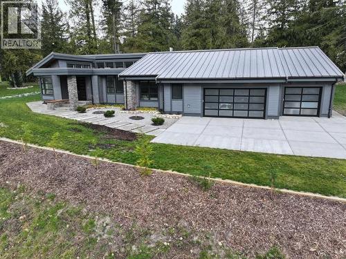 7900 Butler Rd, Powell River, BC - Outdoor