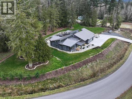 7900 Butler Rd, Powell River, BC - Outdoor