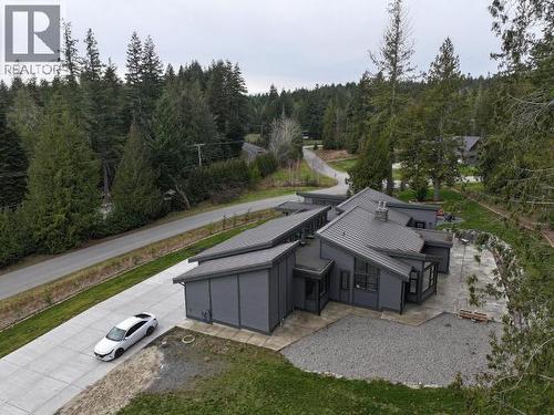 7900 Butler Rd, Powell River, BC - Outdoor