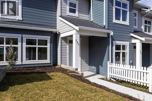 5300 Main Street Unit# 124  Kelowna, BC V1W 0C1