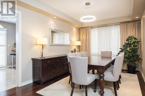 318 Malboeuf Court, Milton, ON - Indoor Photo Showing Dining Room