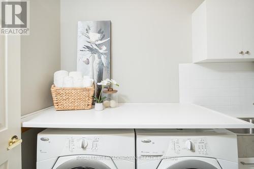 318 Malboeuf Court, Milton, ON - Indoor Photo Showing Laundry Room