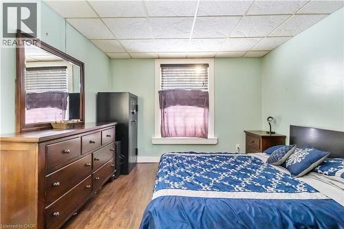 Bedroom with wood type floors - 112 Eagle Avenue, Brantford, ON - Indoor Photo Showing Bedroom