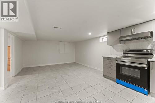 285 Belleperche Place, Windsor, ON - Indoor