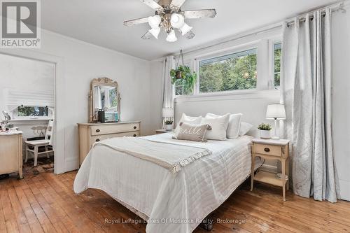 8 North Road, Lake Of Bays (Mclean), ON - Indoor Photo Showing Bedroom