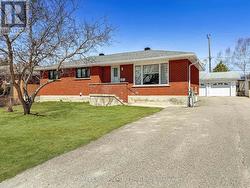 37 CLARK STREET Kapuskasing, ON P5N 1L3