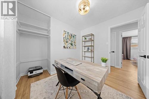 20 Whitburn Crescent, Ottawa, ON - Indoor