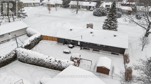 20 Whitburn Crescent, Ottawa, ON - Outdoor