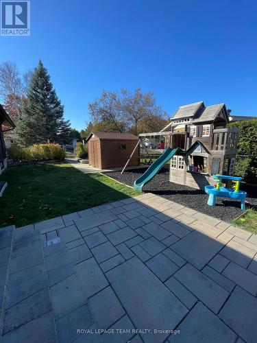 20 Whitburn Crescent, Ottawa, ON - Outdoor