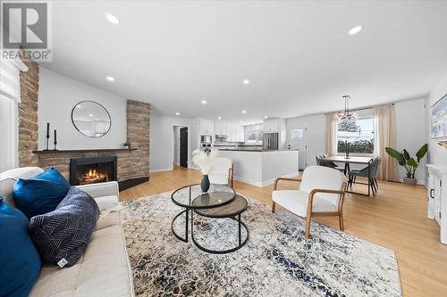 20 Whitburn Crescent, Ottawa, ON - Indoor Photo Showing Living Room With Fireplace