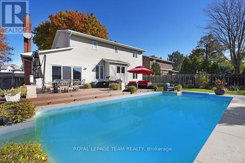 28 Holitman Drive, Ottawa, ON - Outdoor With In Ground Pool