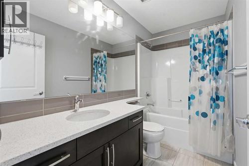 36 Howse Drive Ne, Calgary, AB - Indoor Photo Showing Bathroom