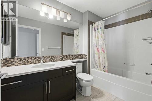 36 Howse Drive Ne, Calgary, AB - Indoor Photo Showing Bathroom