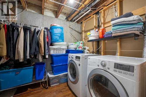 619 Aberdeen Crescent W, Lethbridge, AB - Indoor Photo Showing Laundry Room