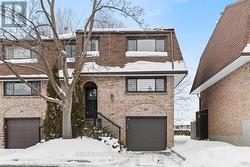29 - 2 BERTONA STREET  Ottawa, ON K2G 0W2