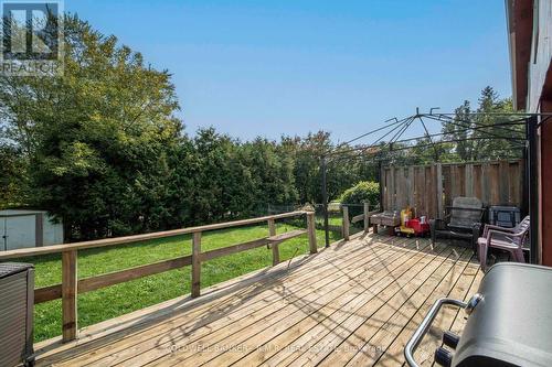 11 Beecroft Court, Whitby (Lynde Creek), ON - Outdoor