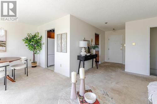 30 - 36 Champlain Crescent, Peterborough (Northcrest Ward 5), ON - Indoor