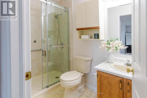 30 - 36 Champlain Crescent, Peterborough (Northcrest Ward 5), ON - Indoor Photo Showing Bathroom