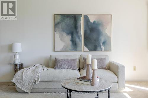 30 - 36 Champlain Crescent, Peterborough (Northcrest Ward 5), ON - Indoor