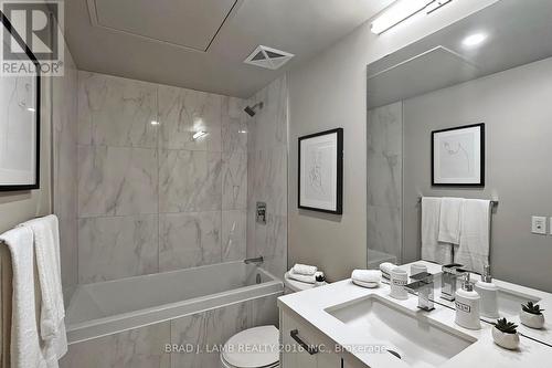 202 - 458 Richmond Street W, Toronto, ON - Indoor Photo Showing Bathroom